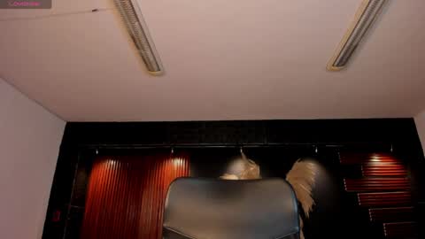 Isabella  Everyday From 0530 to 1430 Col Time online show from 31, 3, 2026