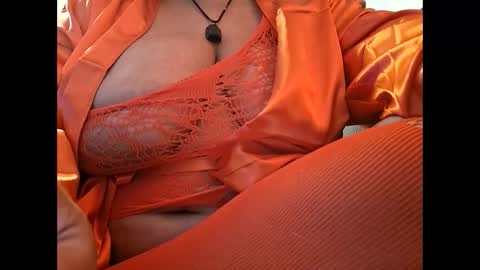 Snapshot of isabellacloverlove chatting on 29, 9, 2025 Isabella online show from 29, 9, 2025