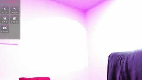 Instagram soybella01  online show from 8, 3, 2025