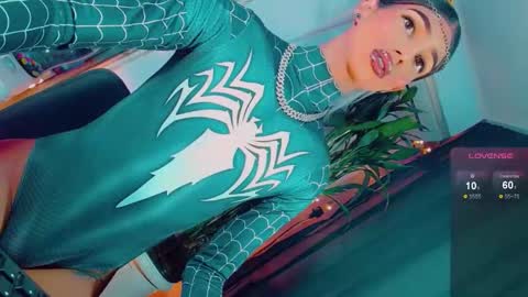 isabellagirs online show from 25, 4, 2026