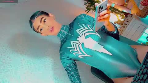 isabellagirs online show from 15, 7, 2026