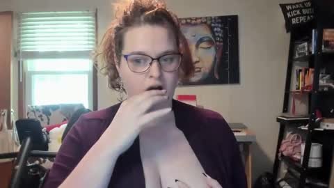 isabellamariedarcy online show from 10, 9, 2025