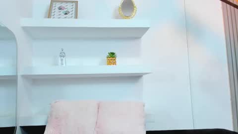 isabellamonet online show from 22, 9, 2025