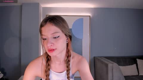 Isabella Moretti online show from 1, 3, 2026