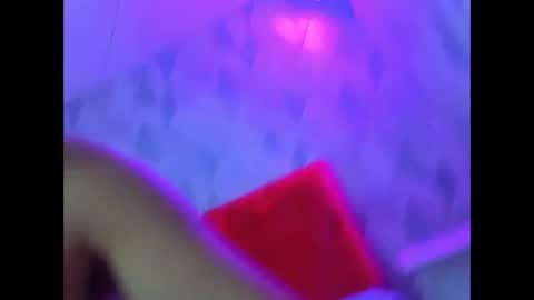 Isabella online show from 14, 11, 2025