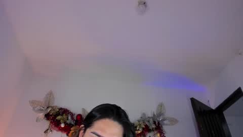 Snapshot of isabellas_smith chatting on 4, 1, 2025 Martina IG martissmith01 online show from 4, 1, 2025