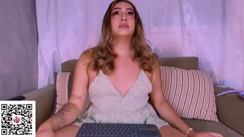 Snapshot of isabellas_smith chatting on 3, 10, 2025 Martina IG martissmith01 online show from 3, 10, 2025