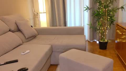 isabellauribe online show from 13, 6, 2026