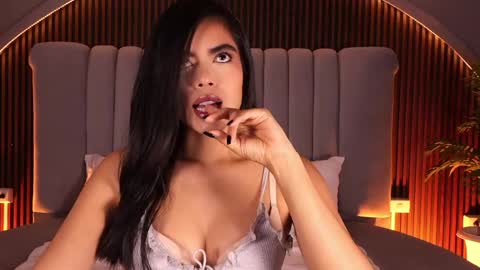 Isa  online show from 25, 4, 2026