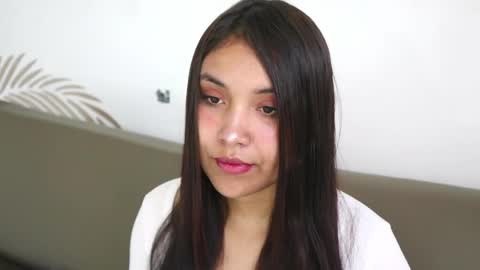   online show from 27, 4, 2026