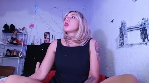 Snapshot of isabelle_sara chatting on 8, 6, 2026 isabelle_sara online show from 8, 6, 2026
