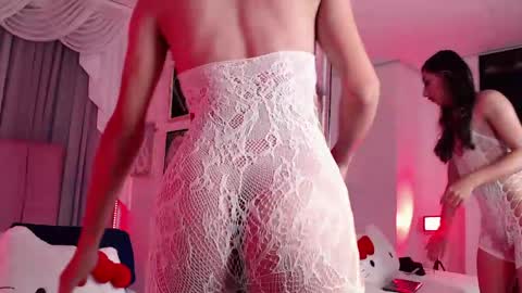 Isabelle Daza online show from 22, 4, 2026