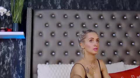 IsabelleEthan online show from 9, 3, 2025