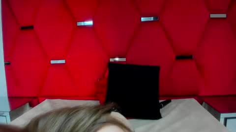 Elizabet online show from 22, 2, 2025