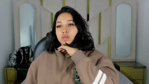 isabellrodriguez18 online show from 9, 9, 2025