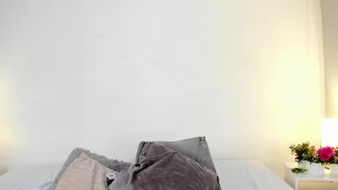 isameow online show from 3, 12, 2024