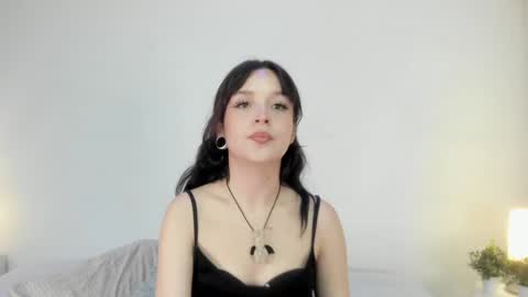 isameow online show from 2, 1, 2025