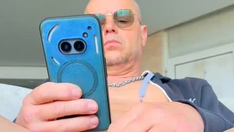 isanin online show from 2, 5, 2026
