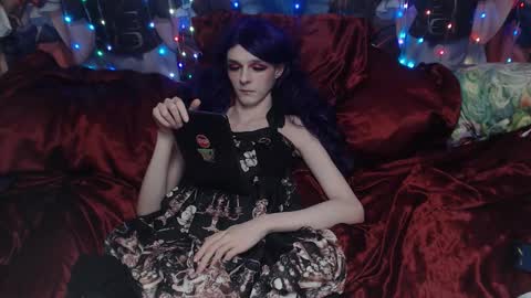 Snapshot of iselestias chatting on 20, 12, 2025 Sele online show from 20, 12, 2025