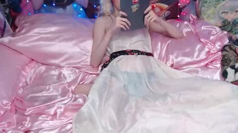 Snapshot of iselestias chatting on 7, 3, 2026 Sele online show from 7, 3, 2026