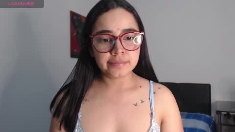 Snapshot of isemma chatting on 11, 2, 2025 Emma online show from 11, 2, 2025