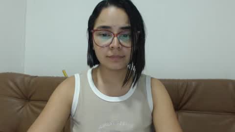 Snapshot of isemma chatting on 12, 9, 2025 Emma online show from 12, 9, 2025