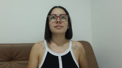 Snapshot of isemma chatting on 19, 10, 2025 Emma online show from 19, 10, 2025