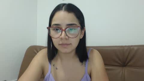 Snapshot of isemma chatting on 8, 1, 2026 Emma online show from 8, 1, 2026