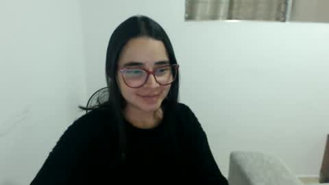 Snapshot of isemma chatting on 8, 6, 2026 Emma online show from 8, 6, 2026