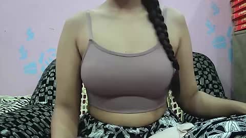 ishika_singh_ online show from 24, 3, 2026
