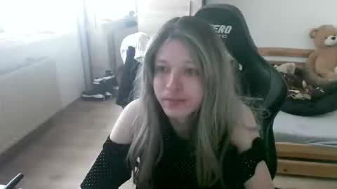 isilmarith online show from 15, 3, 2026