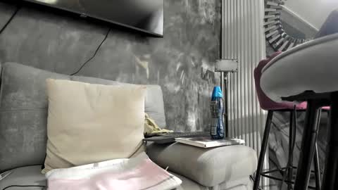 Isis online show from 23, 9, 2025