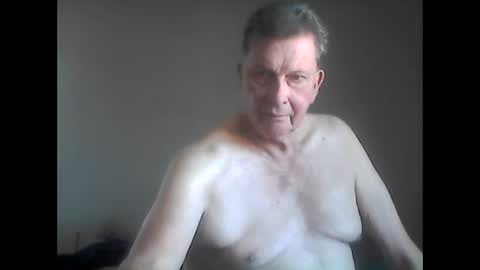 Snapshot of island625103 chatting on 4, 2, 2025 island625103 online show from 4, 2, 2025