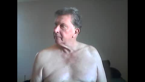 Snapshot of island625103 chatting on 21, 2, 2025 island625103 online show from 21, 2, 2025