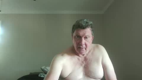 Snapshot of island625103 chatting on 11, 9, 2025 island625103 online show from 11, 9, 2025