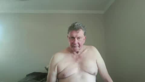 Snapshot of island625103 chatting on 6, 10, 2025 island625103 online show from 6, 10, 2025