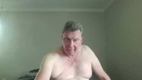 Snapshot of island625103 chatting on 7, 10, 2025 island625103 online show from 7, 10, 2025