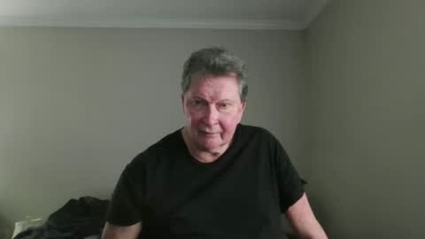 Snapshot of island625103 chatting on 15, 3, 2026 island625103 online show from 15, 3, 2026