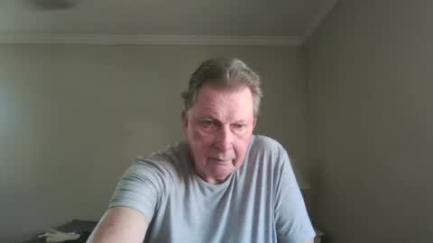 Snapshot of island625103 chatting on 12, 7, 2026 island625103 online show from 12, 7, 2026