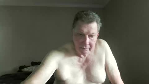 Snapshot of island625103 chatting on 7, 8, 2026 island625103 online show from 7, 8, 2026