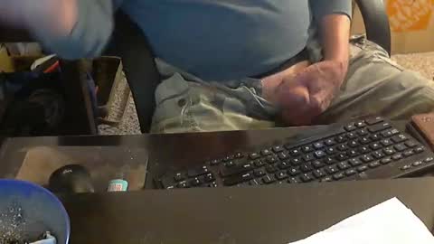 Snapshot of islandduke chatting on 17, 12, 2024 Duke online show from 17, 12, 2024