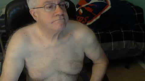 islesman22 online show from 3, 2, 2025