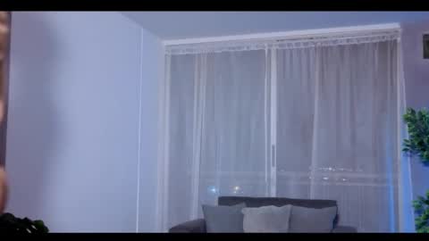 Snapshot of isnotforeveryone chatting on 18, 10, 2025 Julyane online show from 18, 10, 2025