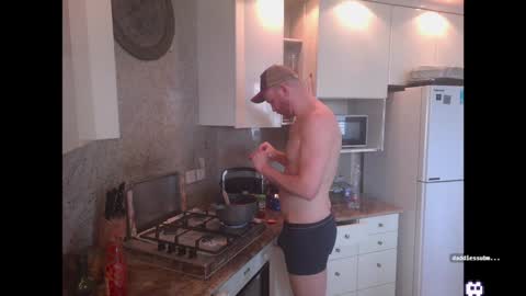 Tall Jewish Ginger DOM online show from 12, 12, 2024