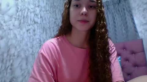 Snapshot of issa30213 chatting on 28, 1, 2025 Issa online show from 28, 1, 2025