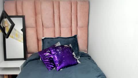 Snapshot of issa_milf__ chatting on 14, 2, 2026 ISSA MILF online show from 14, 2, 2026