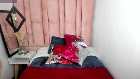 Snapshot of issa_milf__ chatting on 11, 5, 2026 ISSA MILF online show from 11, 5, 2026