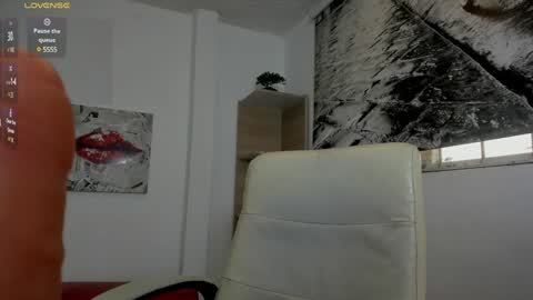 Snapshot of issa_nassar chatting on 13, 1, 2025 Issa online show from 13, 1, 2025