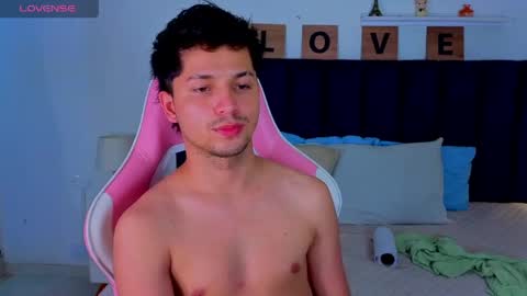 Issac online show from 28, 4, 2026