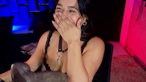 Issafoxx online show from 16, 3, 2026